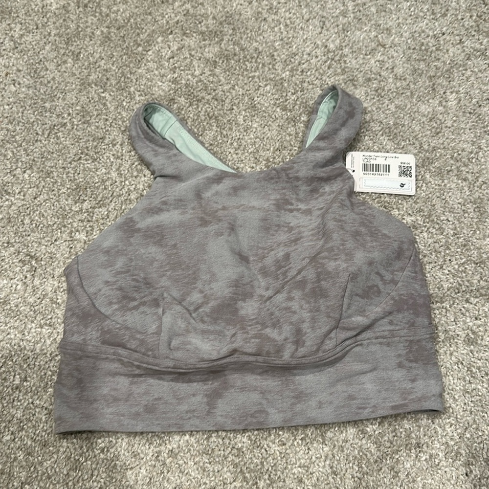 Lululemon size 6